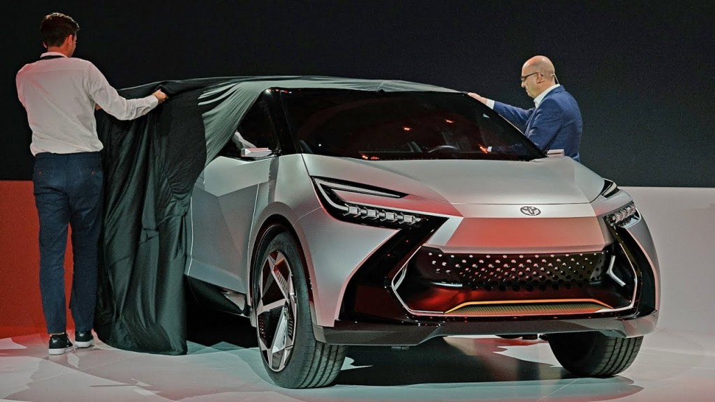 Toyota C-HR Prologue 2023  (17)