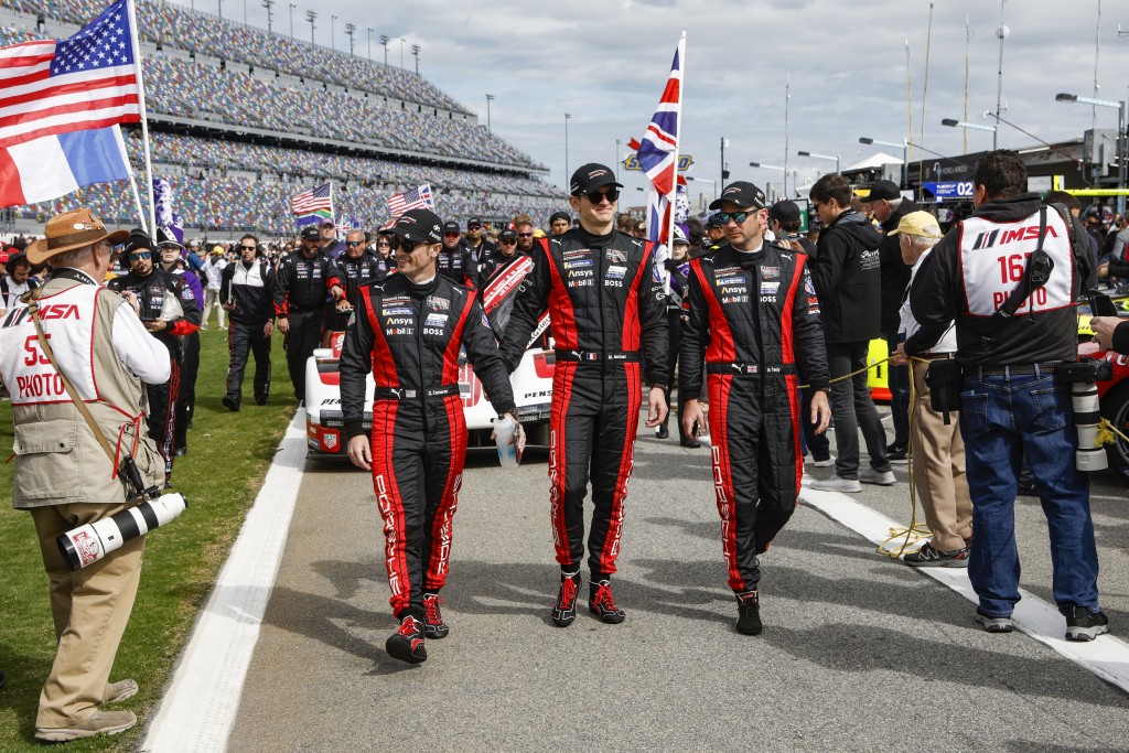 Penske Motorsport (#6), Dane Cameron (USA), Mathieu Jaminet (F), Dane Cameron (USA), Nick Tandy (UK) (l-r)