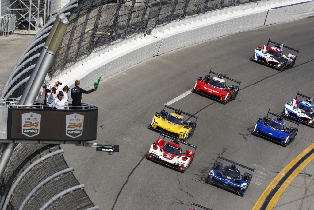 Porsche 963, Porsche Penske Motorsport (#7), Felipe Nasr (BR), Matt Campbell (AUS), Michael Christensen (DK)