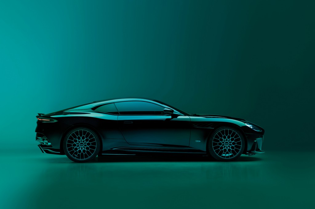 ASTON MARTIN DBS 770 ULTIMATE