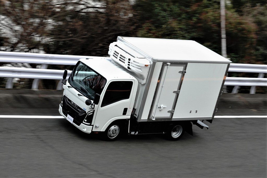 Isuzu Elf EV(6)