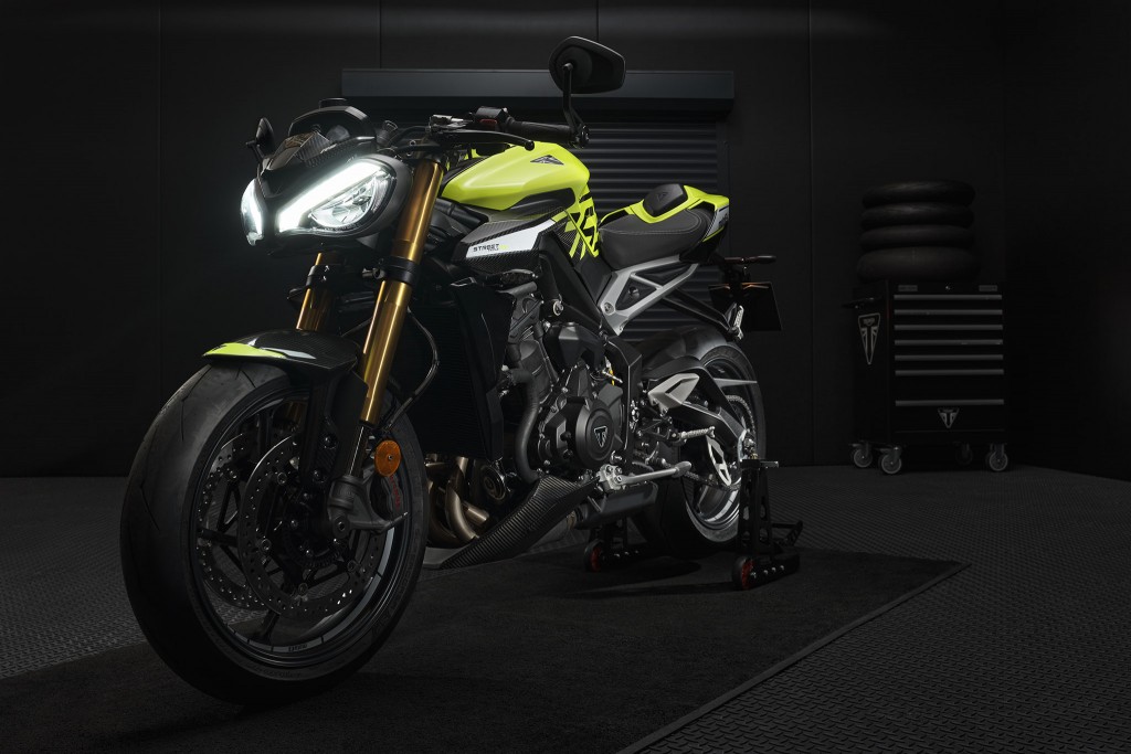 Street Triple_Moto2 Edition_1