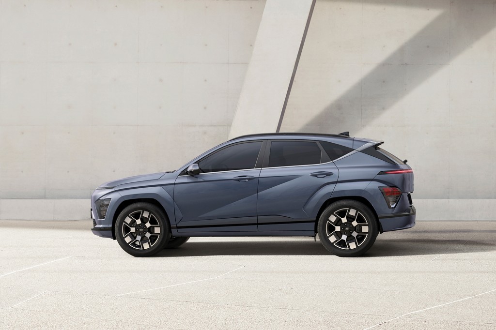 HYUNDAI KONA ELECTRIC