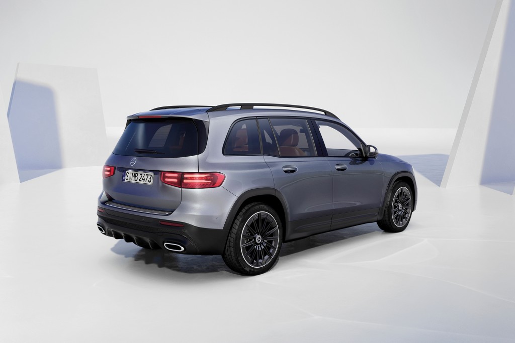 MERCEDES-BENZ GLB