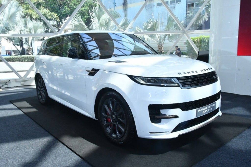 LINE_ALBUM_NEW RANGE   ROVER SPORT_2305051