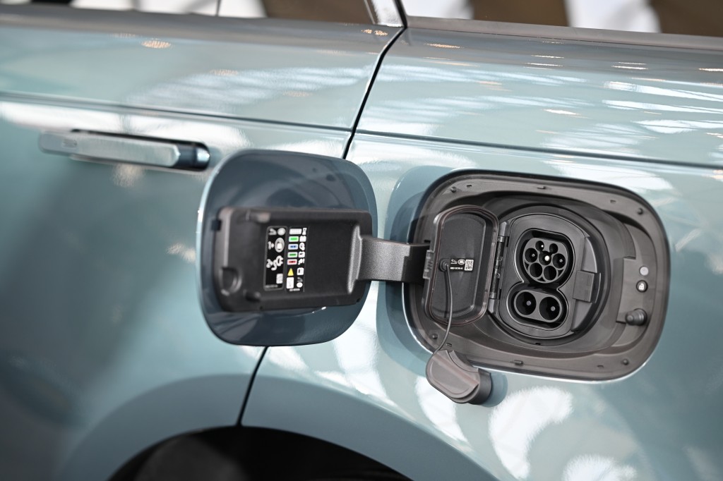 The New Range Rover Sport Plug-In Hybrid 2023 (10)