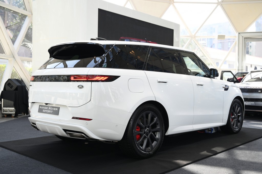 The New Range Rover Sport Plug-In Hybrid 2023 (4)