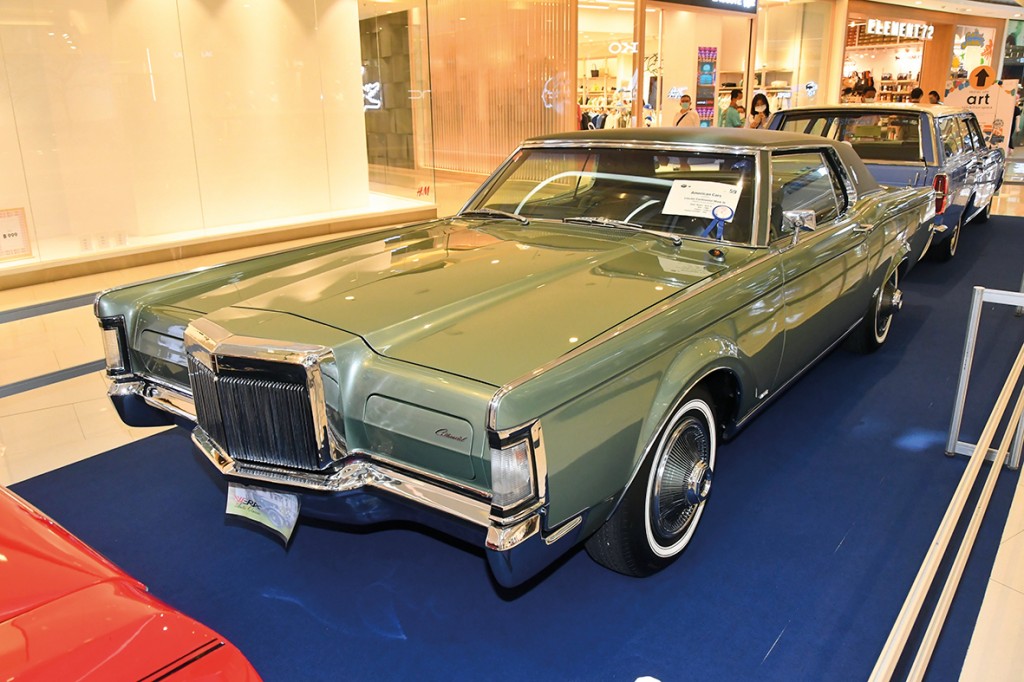 86.32 LINCOLN CONTINENTAL MARK 3  ปี 1969 copy