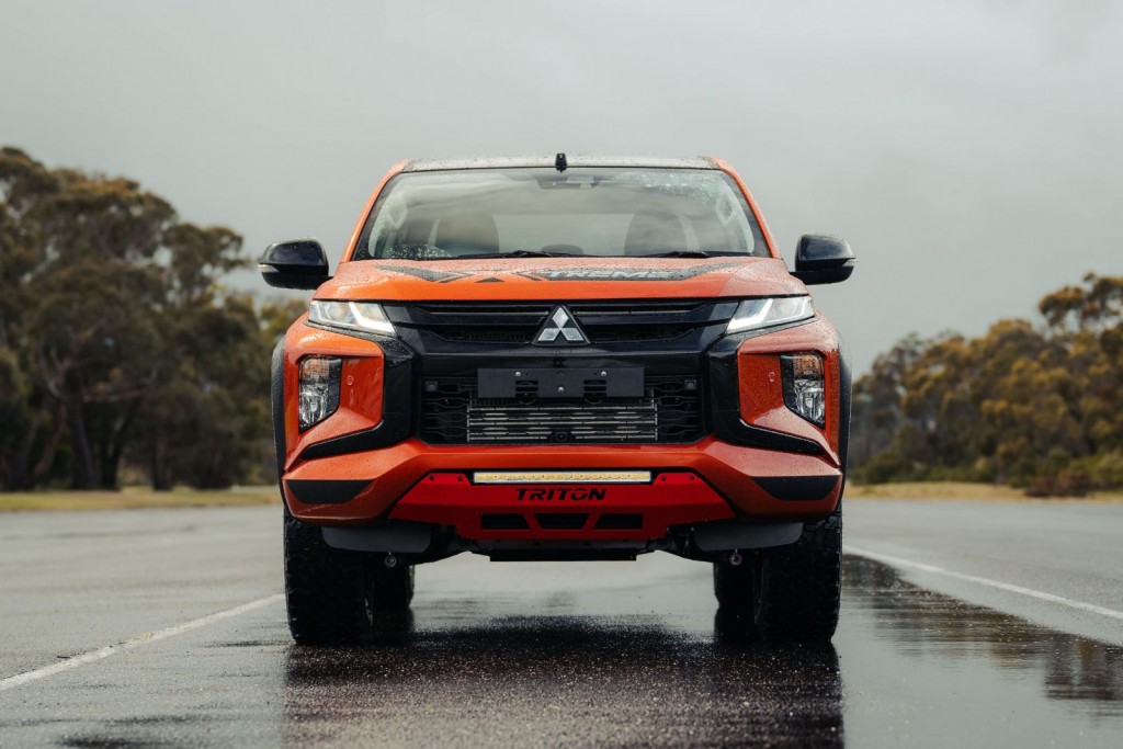 Mitsubishi Triton Xtreme (11)