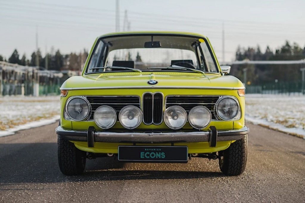 14 BMW 2002 EV conversion 01 11