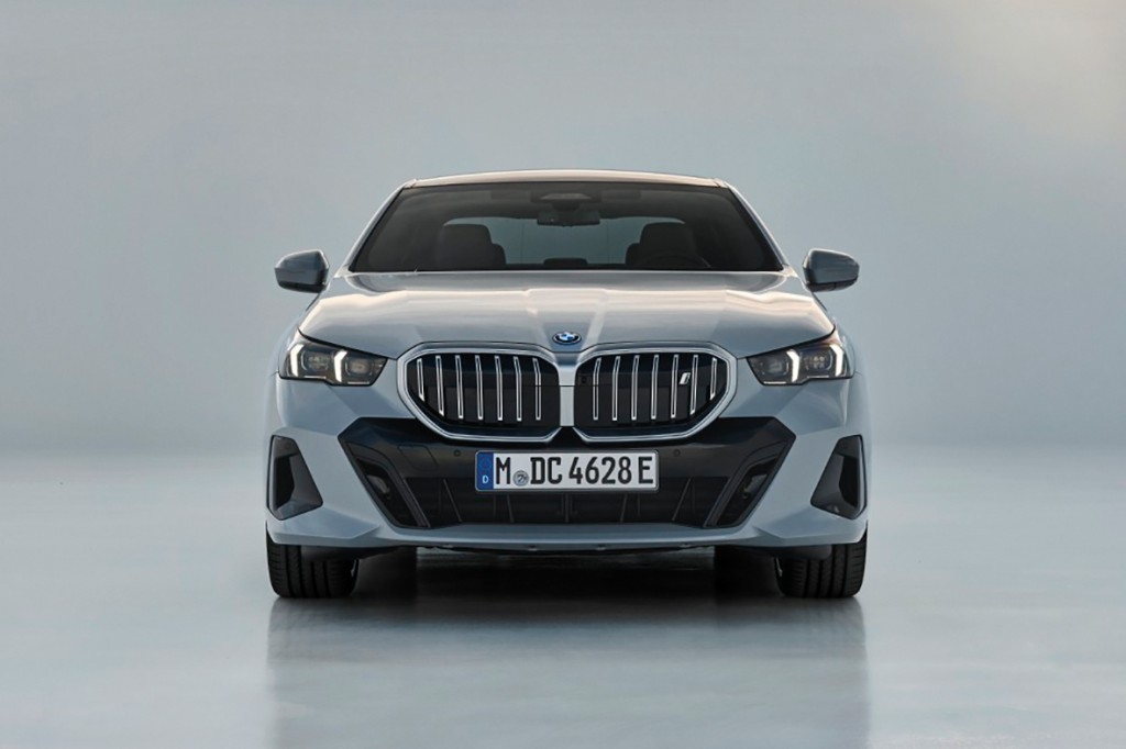 BMW 5-SERIES - BMW I5