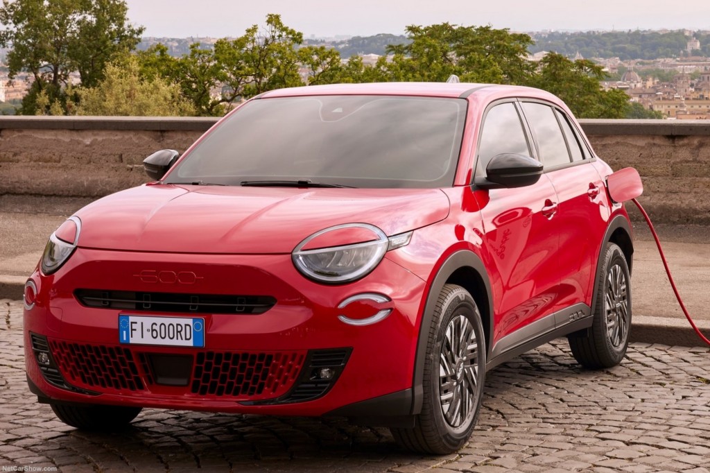 Fiat-600e-2024-1600-11