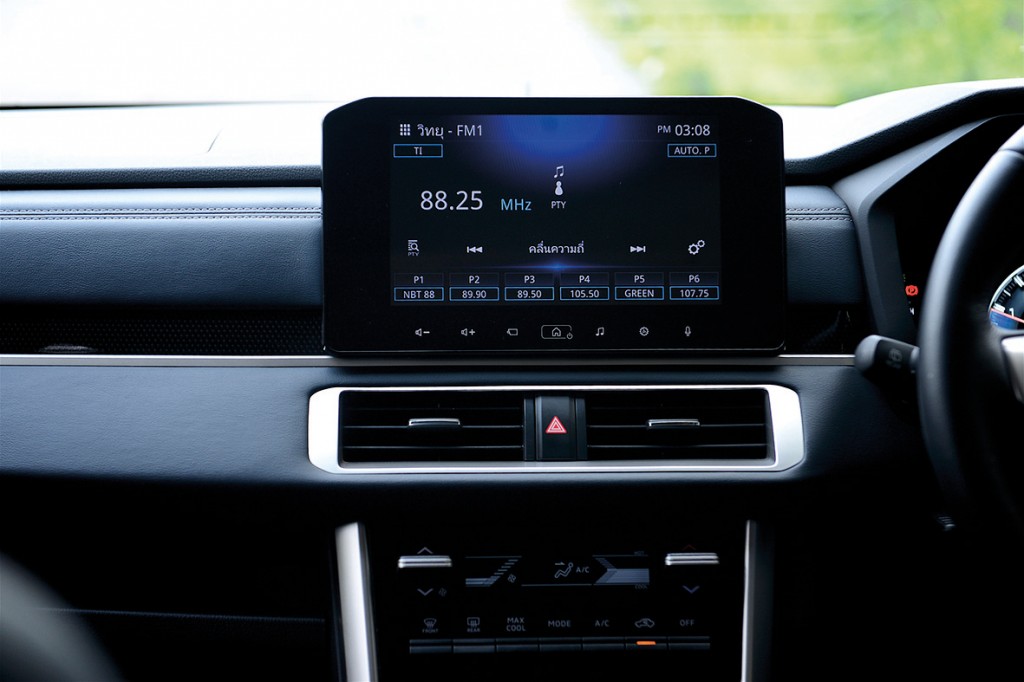 MITSUBISHI XPANDER CROSS 3