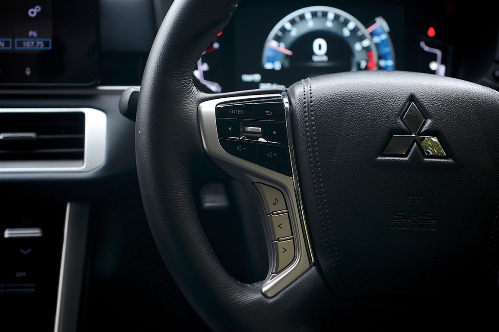 MITSUBISHI XPANDER CROSS 6