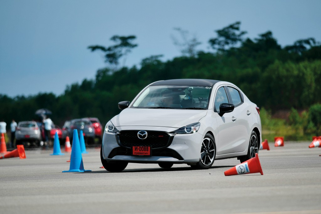 MAZDA2 SPORTS XDL