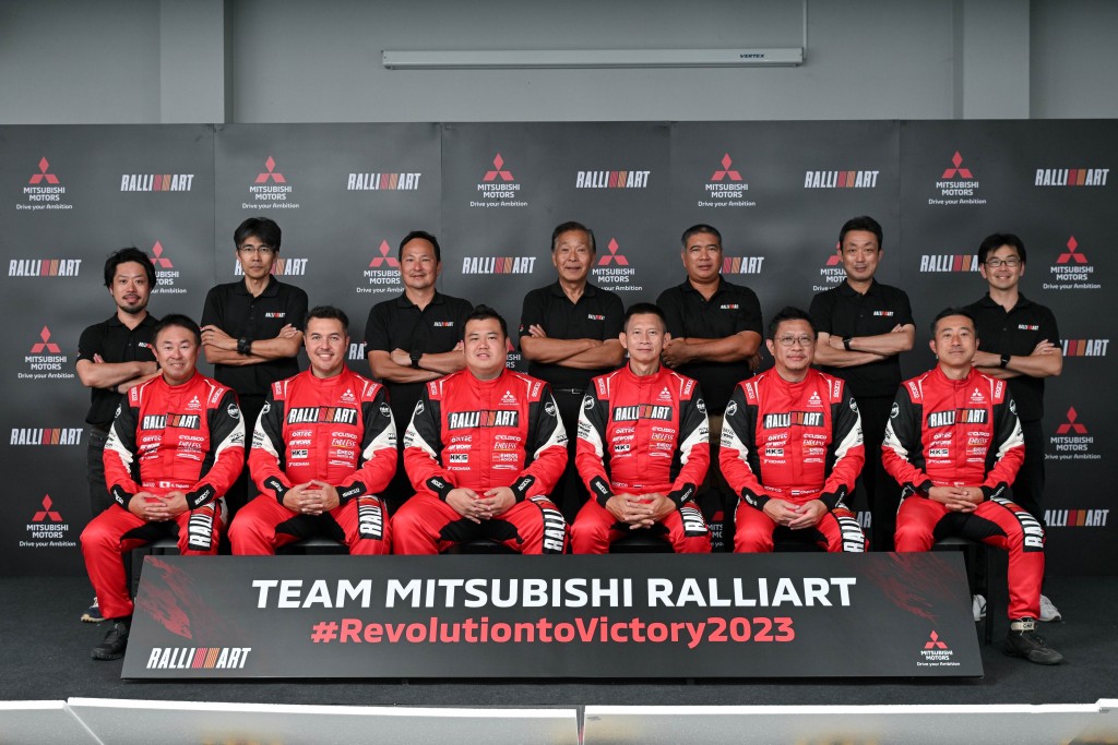 Team Mitsubishi Ralliart02