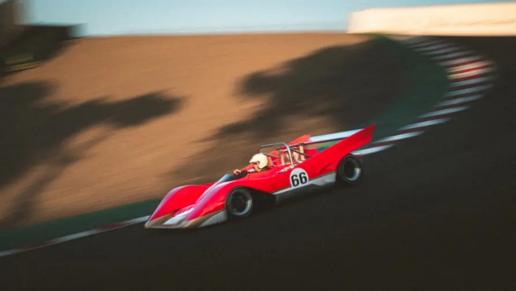 Lotus type 66 Can Am racecar 99